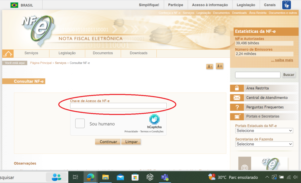 Imagem ensinando como baixar nota fiscal no Portal da NFe. A Imagem mostra a página de consulta de NFe, com um espaço vazio para preenchimento da chave de acesso.